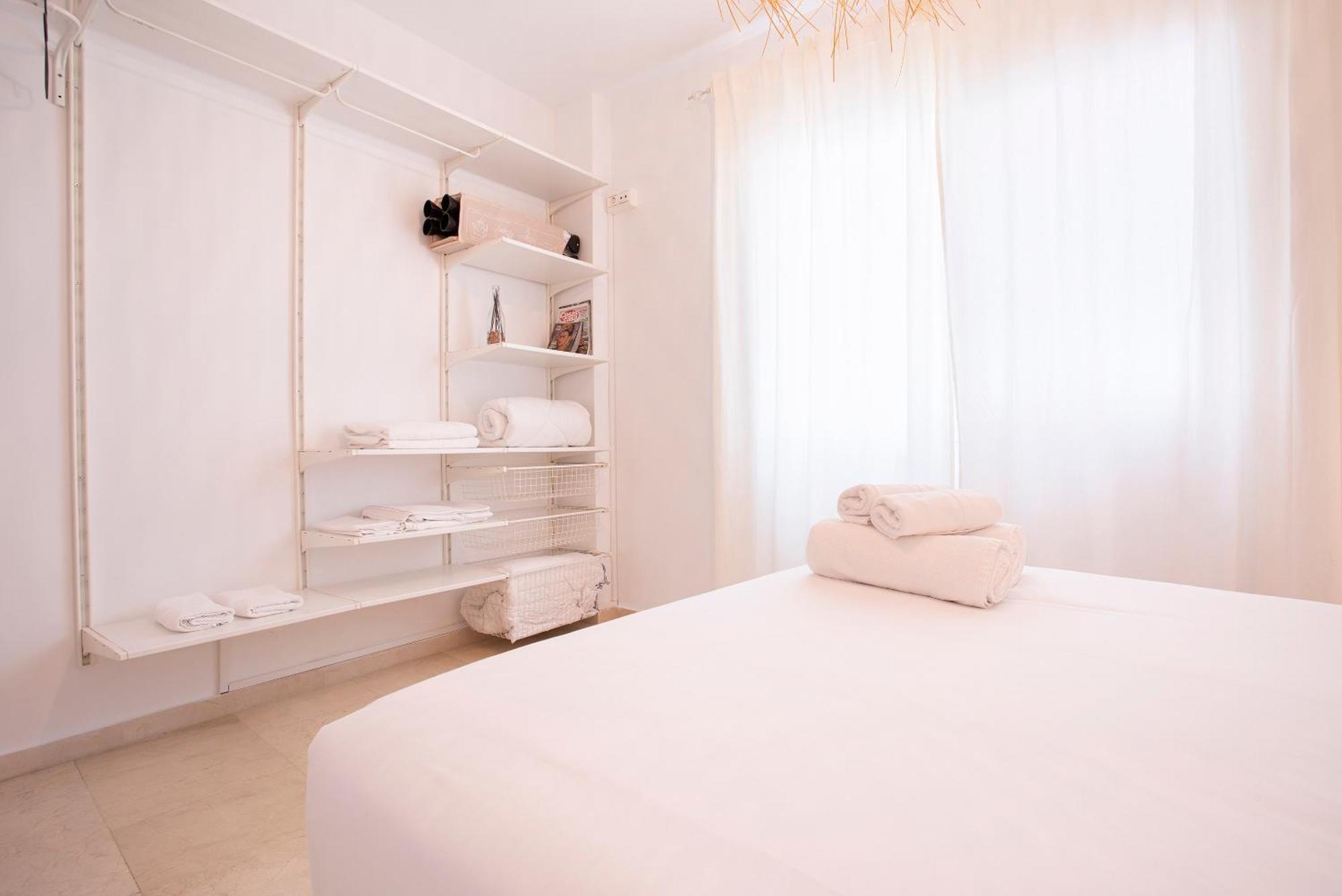 Happy Tropical - Centro Historico Apartment Malaga Bagian luar foto